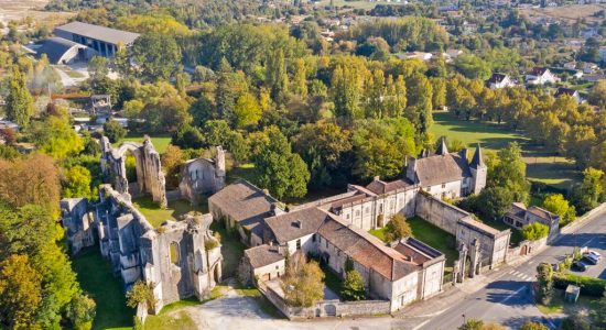 Journées Européennes du Patrimoine : visite de l’Abbaye de La Couronne comme vous ne l’avez jamais vue