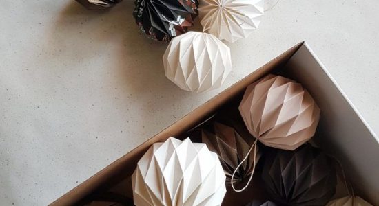 Moi/s local : Atelier fabrication de boules de Noël en origami